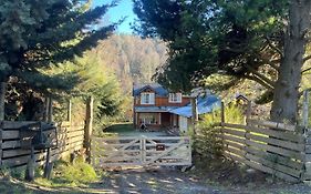 Casa en medio de la montaña